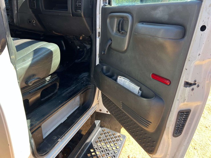 2003-chevrolet-kodiak-c4500-image-25