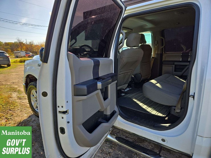 2016-ford-f150-image-22
