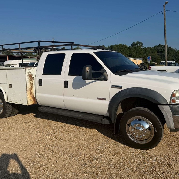 2007 FORD F550