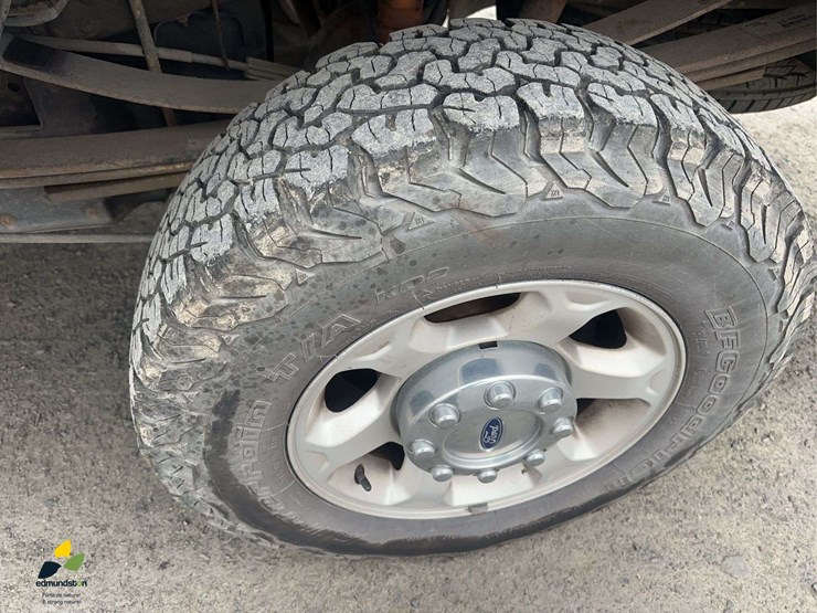 2013-ford-f350-xlt-image-10