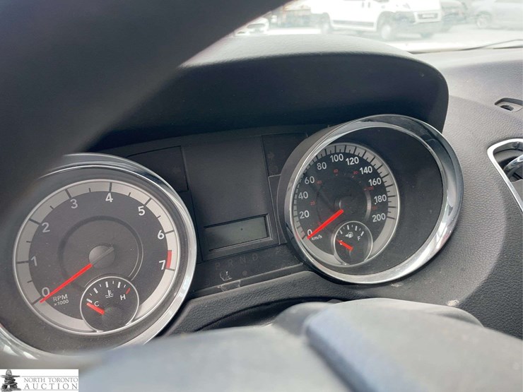 2019-dodge-grand-caravan-se-image-9