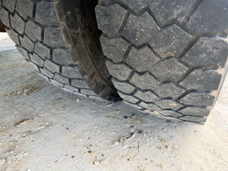 2011-ford-f450-image-22