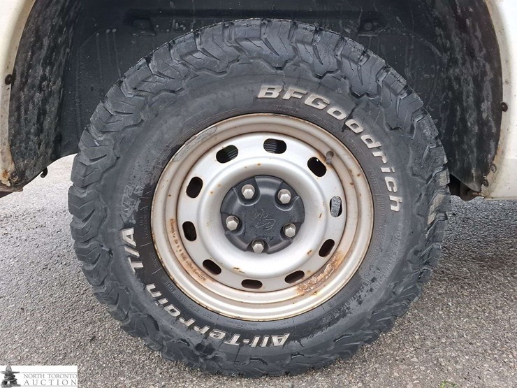 2011-dodge-1500-image-18