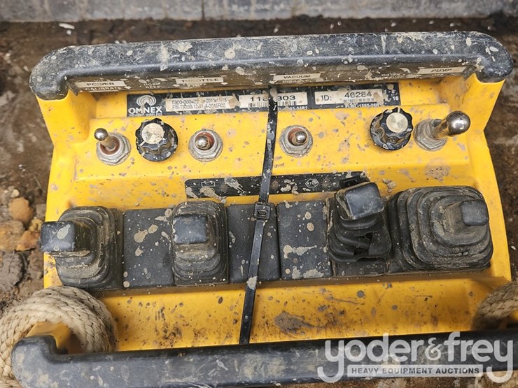 2012-vactor-2100-image-54