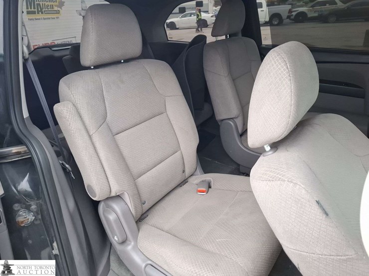 2017-honda-odyssey-image-17