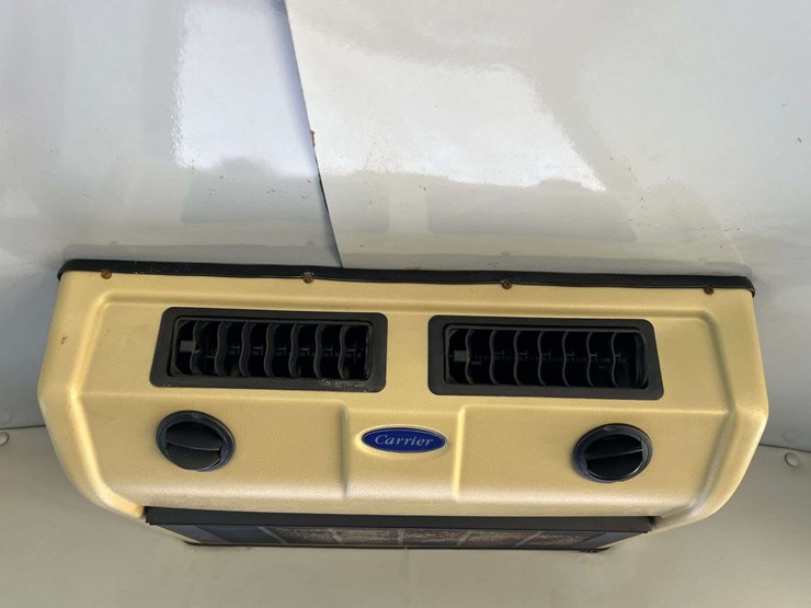 2006-ford-e350-image-33