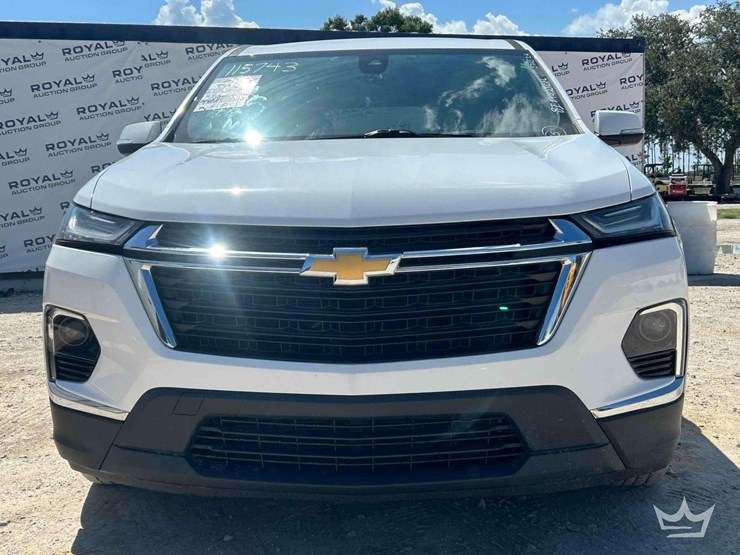 2022-chevrolet-traverse-image-27