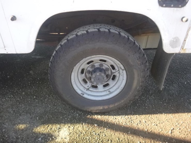 2001-ford-f350-image-18