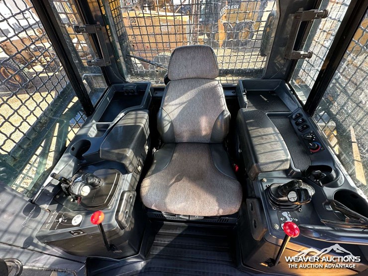 john-deere-10-image-65