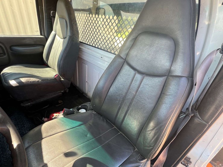2003-chevrolet-kodiak-c4500-image-24