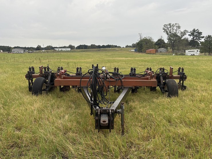 waco-16'-anhydrous-applicator-image-1