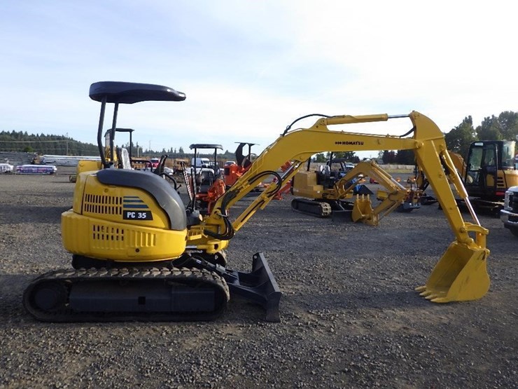 komatsu-pc35mr-1-image-6