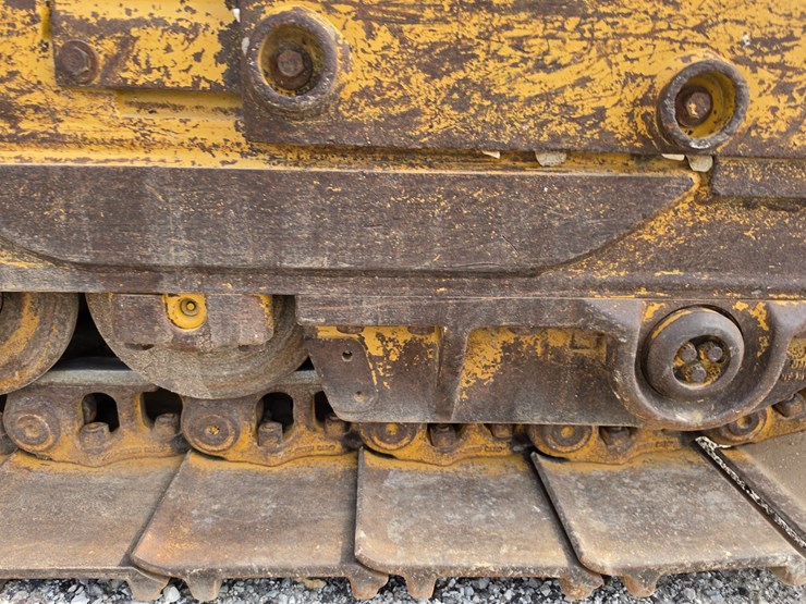 2007-caterpillar-953d-image-77