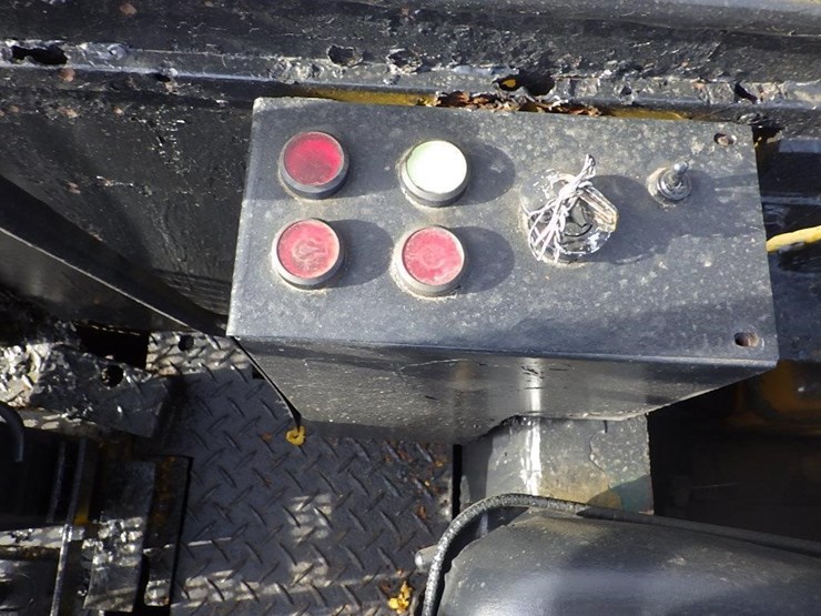 komatsu-pc28uu-image-27