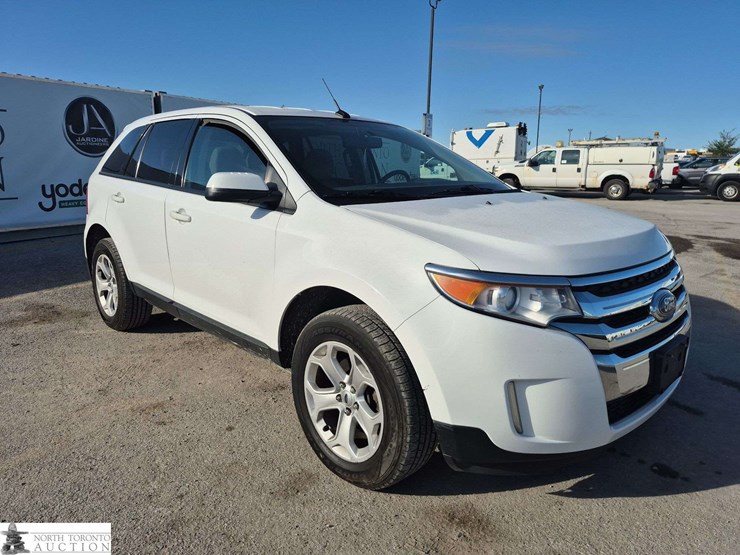 2014-ford-edge-image-3