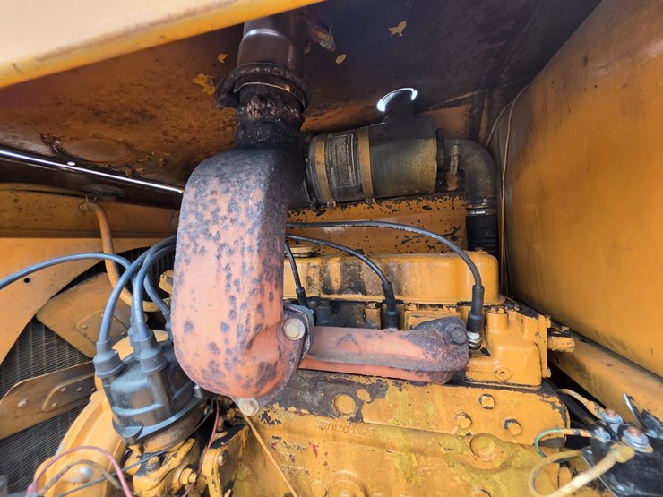 #25323-•-allis-chalmers-708c-fork-lift-image-26