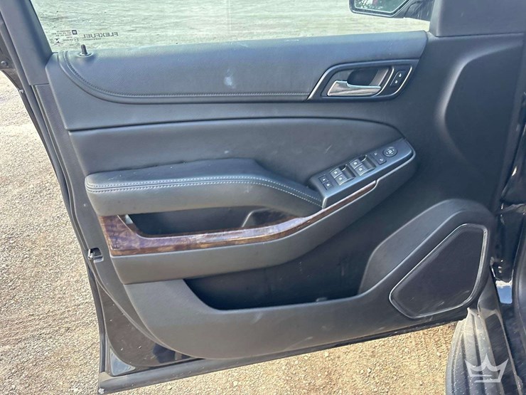 2018-chevrolet-tahoe-image-11