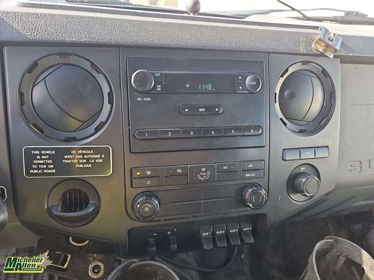 2015-ford-f550-image-16