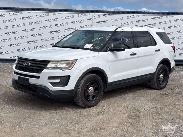 2018-ford-explorer-image-1