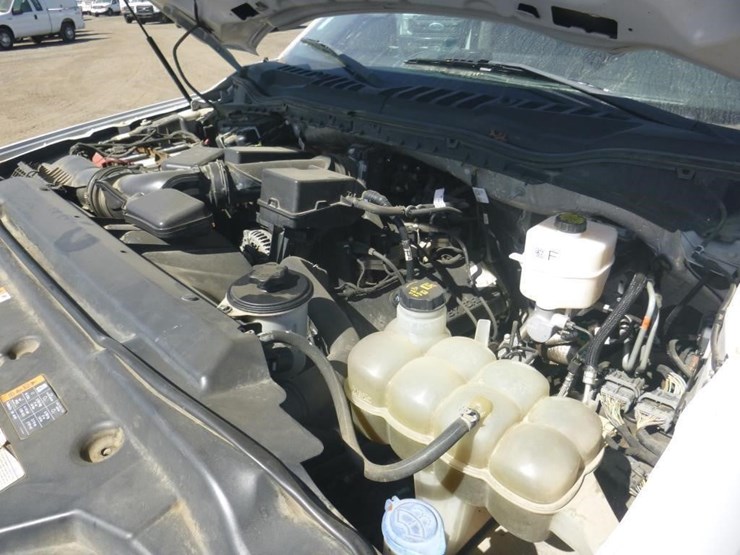 2020-ford-f350-image-8