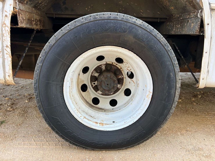 2006-ford-e350-image-57