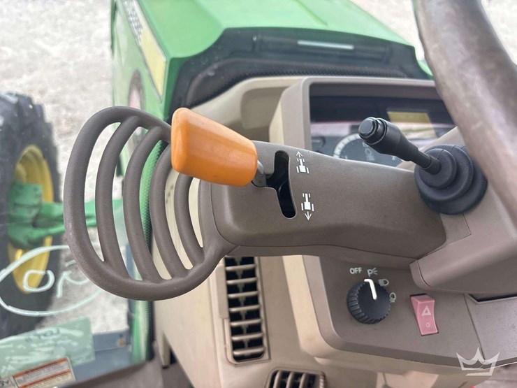 john-deere-6145m-image-16