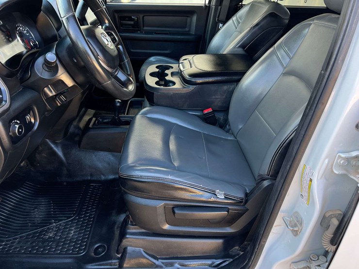 2023-dodge-3500-image-22