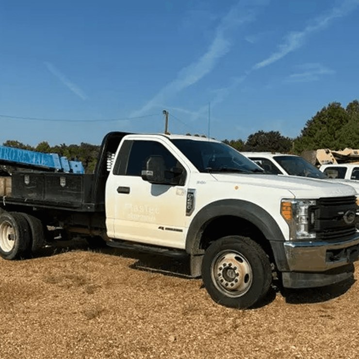 2017 FORD F450 SD