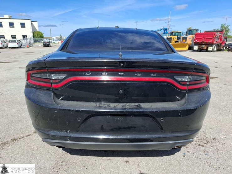 2019-dodge-charger-image-6