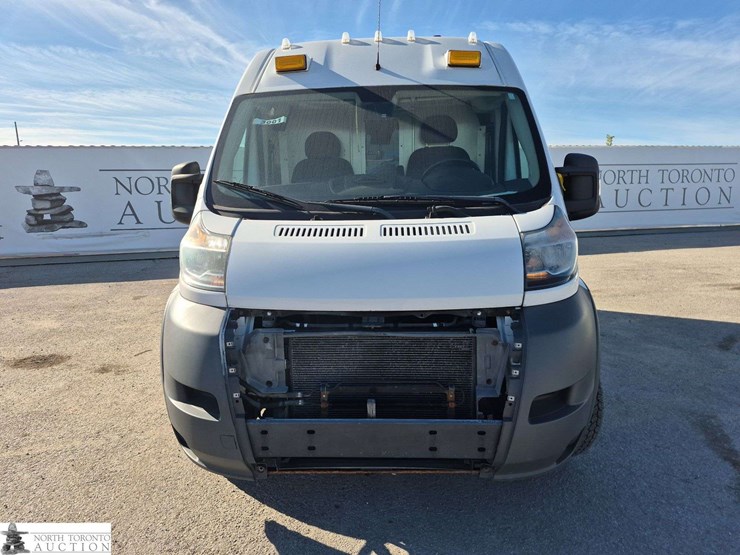 non-operable-2014-ram-promaster-cargo-van-image-2