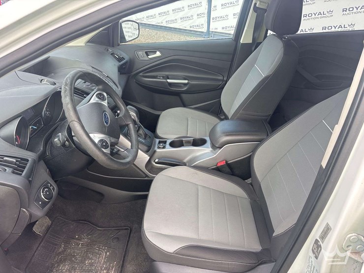 2014-ford-escape-image-12