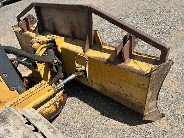2003-deere-650h-lgp-image-46