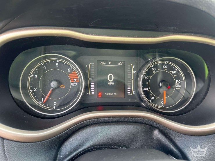 2018-jeep-cherokee-image-17