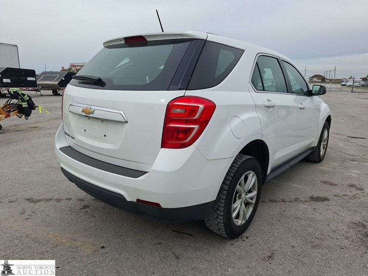 2017-chevrolet-equinox-image-5