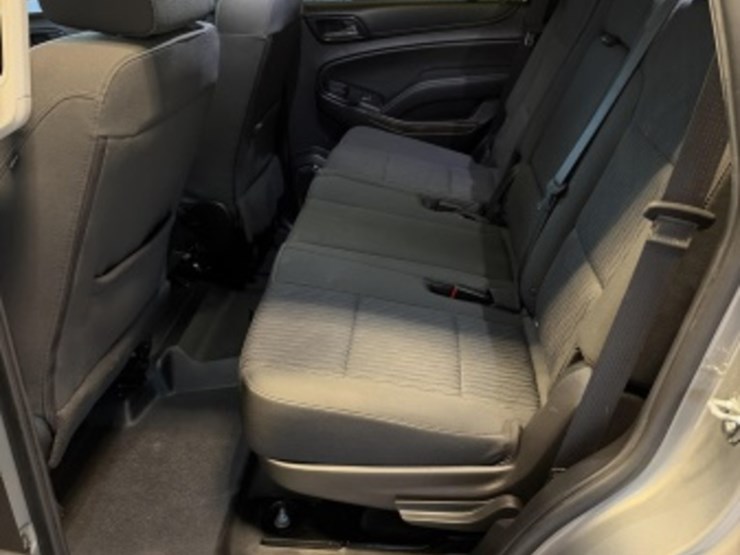 2019-chevrolet-tahoe-image-33