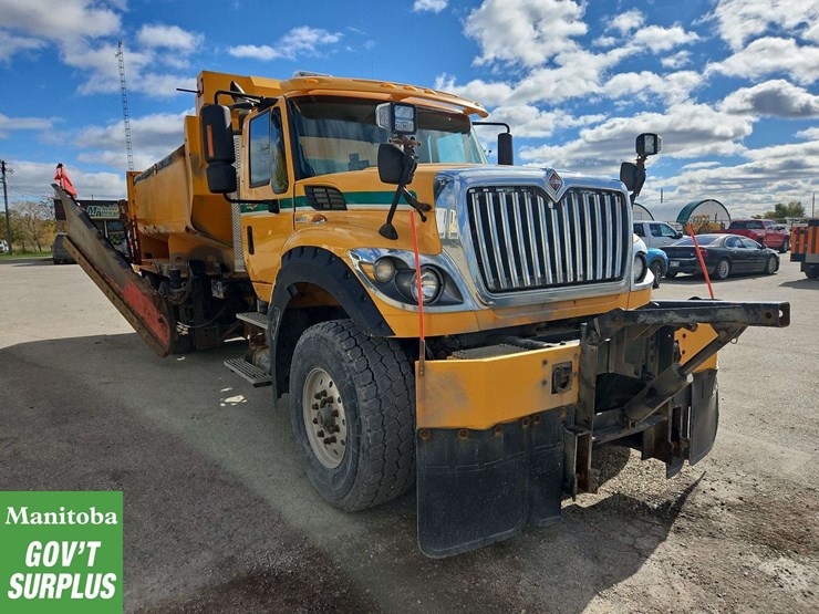 2013-international-workstar-7600-image-2
