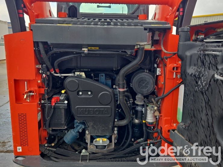 2024-kubota-ssv65-image-27