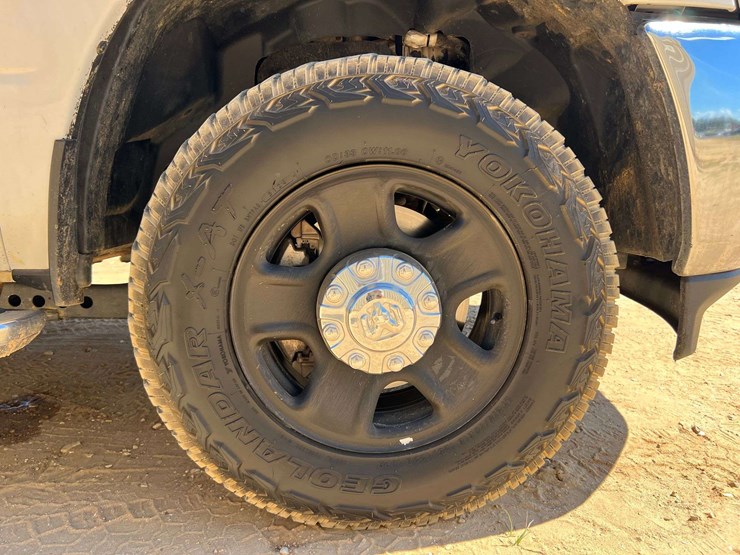2022-dodge-2500-image-41