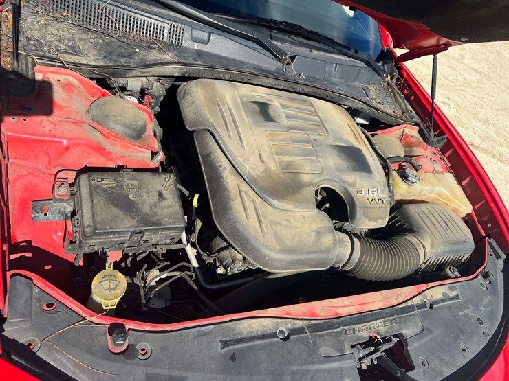 2017-dodge-charger-4-door-sedan-(224,247-miles)-image-7