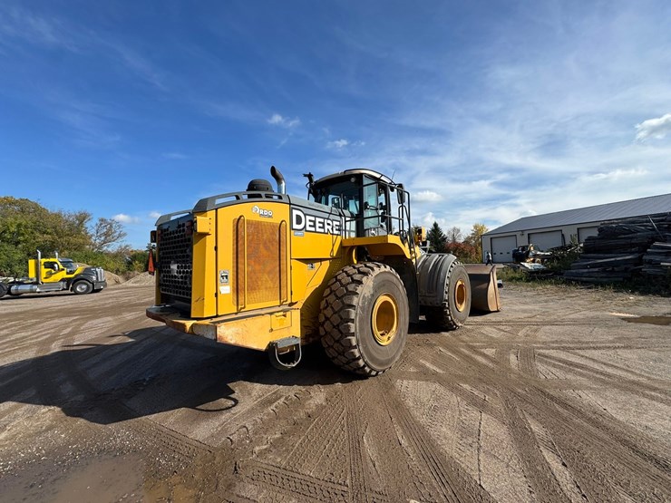 deere-744k-image-5