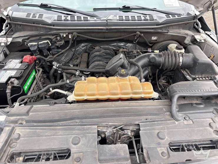 2017-ford-f150-image-8