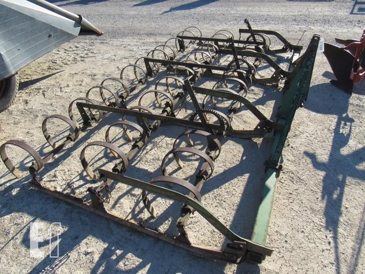 john-deere-12-image-4