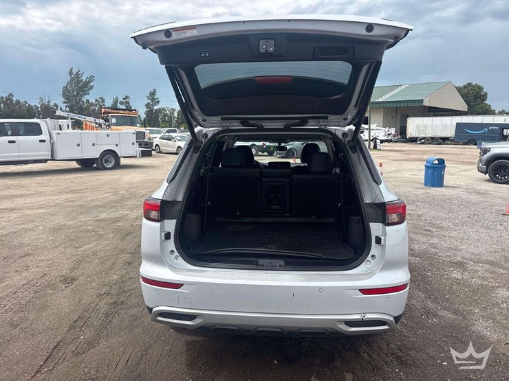 2023-mitsubishi-outlander-image-25