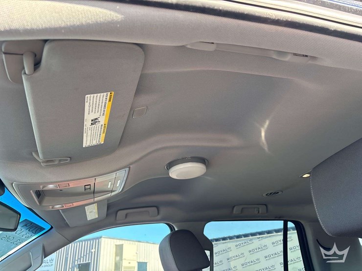 2019-chevrolet-tahoe-image-19