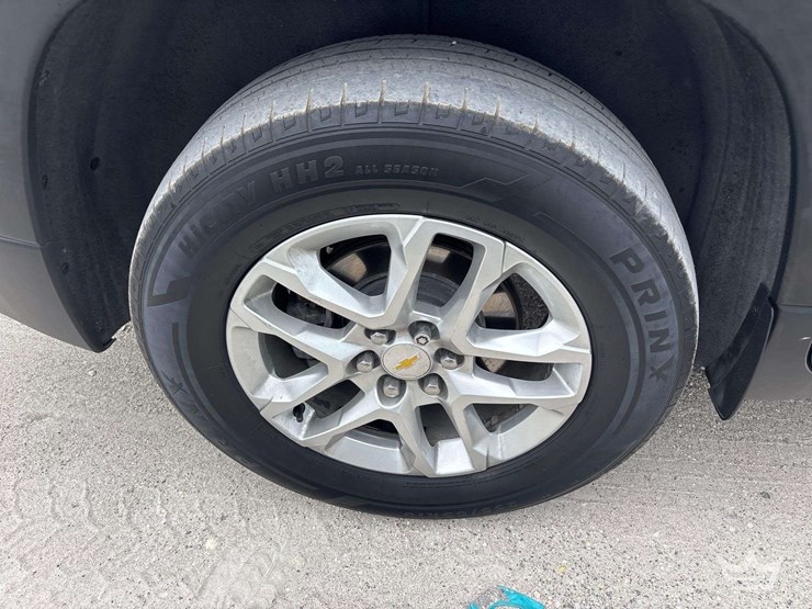 2021-chevrolet-traverse-image-29