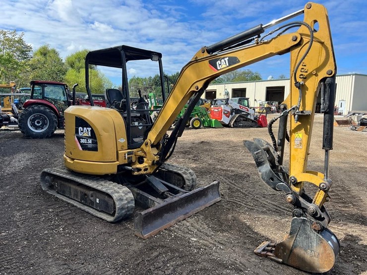 2012-caterpillar-303-image-8