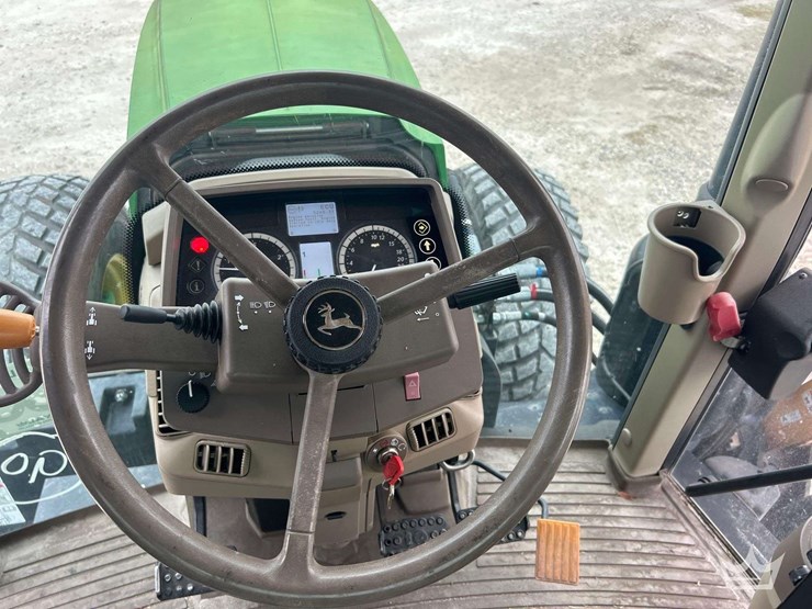 john-deere-6145m-image-11
