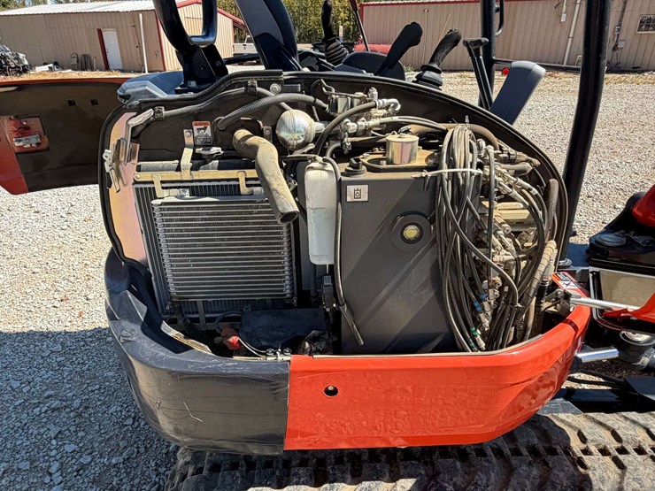 2023-kubota-kx033-4-image-37