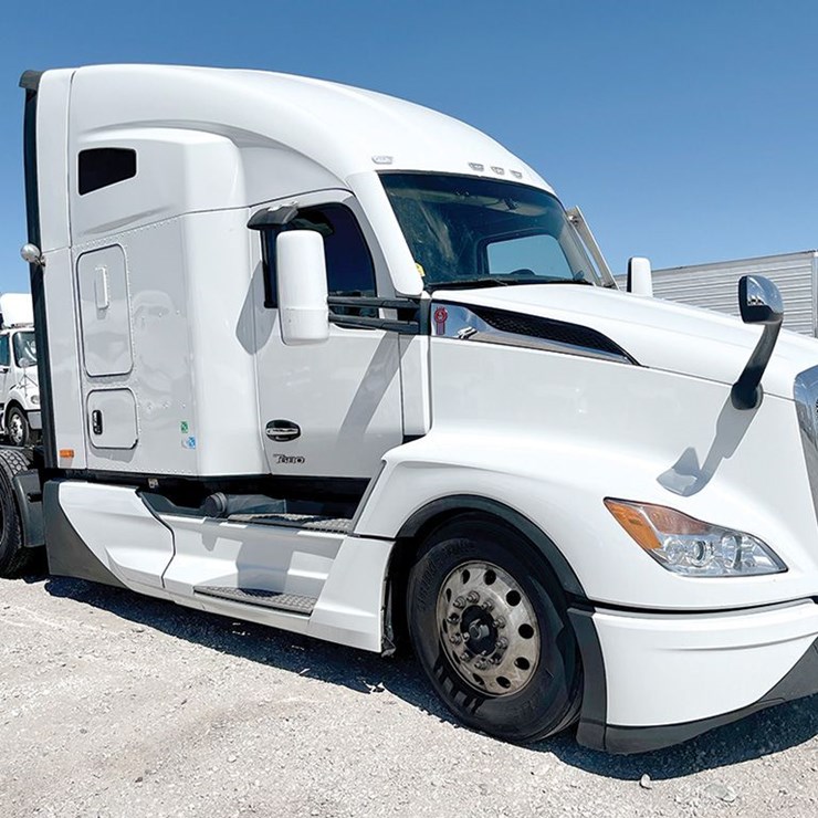 2024 KENWORTH T680