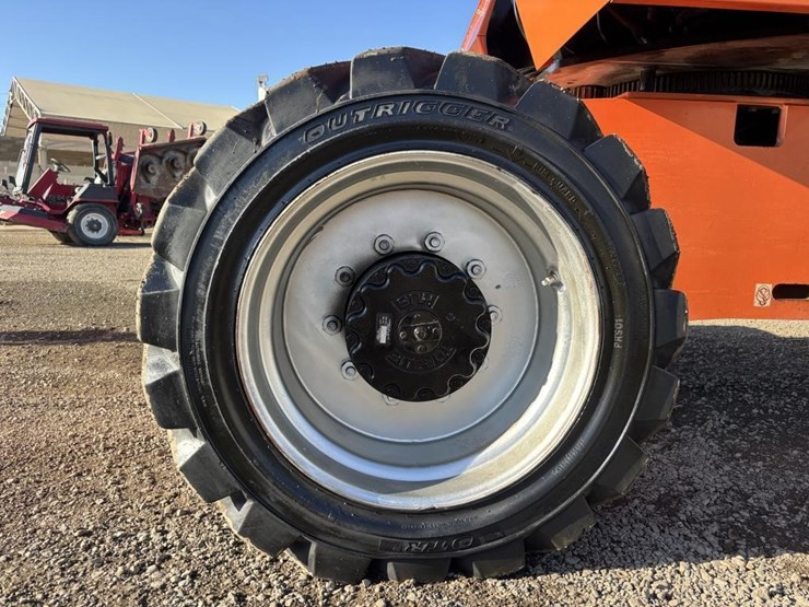 2013-jlg-860sj-image-24